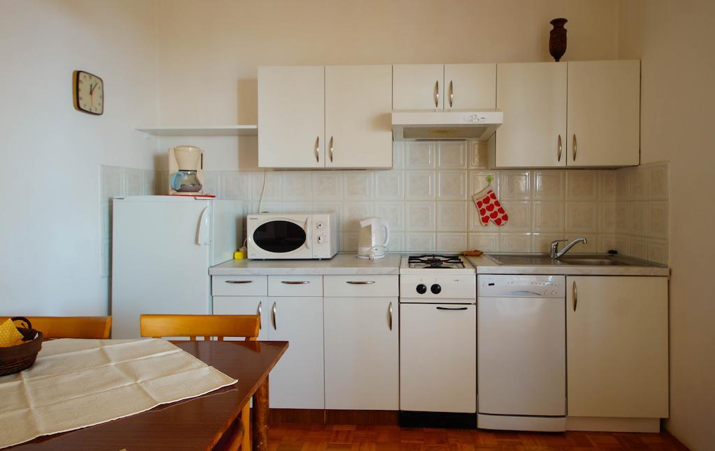 Apartments Lina Novi Vinodolski Habitación foto